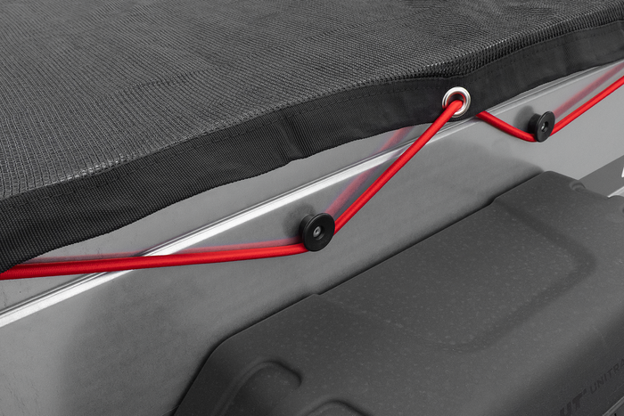 Filet de transport à mailles fines AL-KO sécurisant le chargement de la remorque 230x400cm