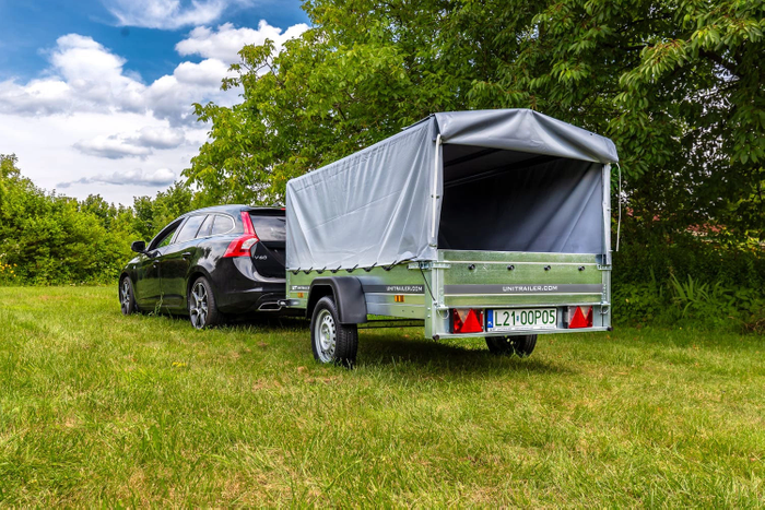 Remorque routière avec bâche haute, arceau H-800 et roue jockey 230x125 Garden Trailer 230 KIPP
