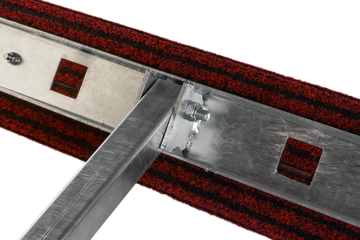 Support latéral plat UNITRAILER, longueur 59cm, hauteur 8cm, pour remorque bateau