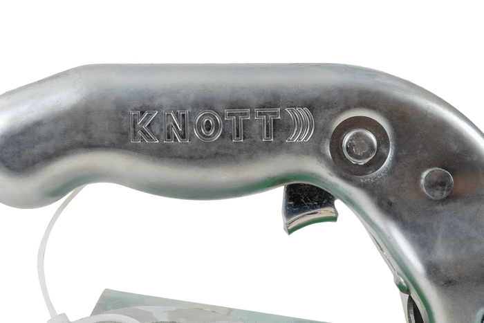 Attelage à boule KNOTT 6E0176.001 pour remorque de 750 kg avec timon en V