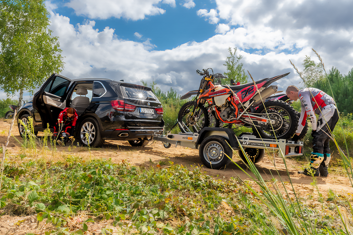 Remorque moto basculante UNITRAILER MOTO 3