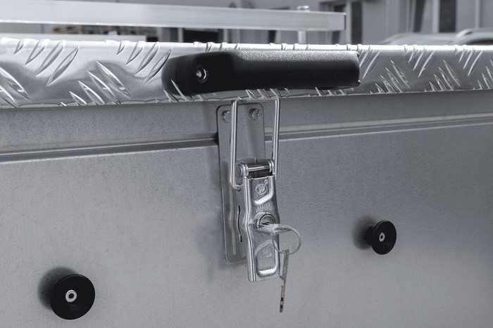 Remorque légère 200x125 UNITRAILER GARDEN 201 KIPP avec côtés BIS et couverture en aluminium