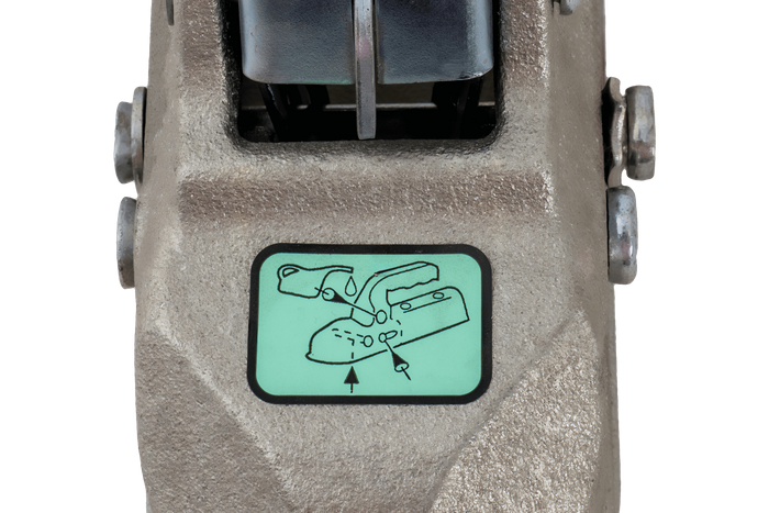 Attelage à boule KNOTT K27-A pour remorque 2700kg avec timon tubulaire de 50mm, fonte 