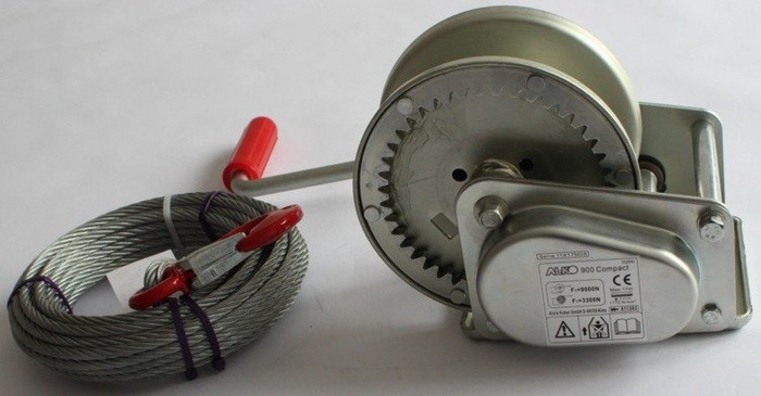 Treuil AL-KO 900C avec câble